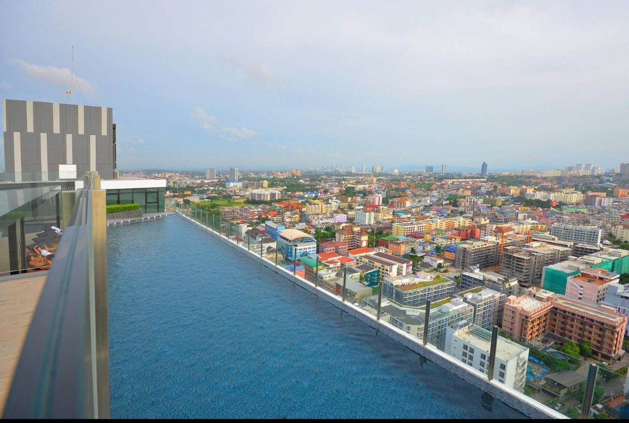 The Base Central Паттая Екстер'єр фото