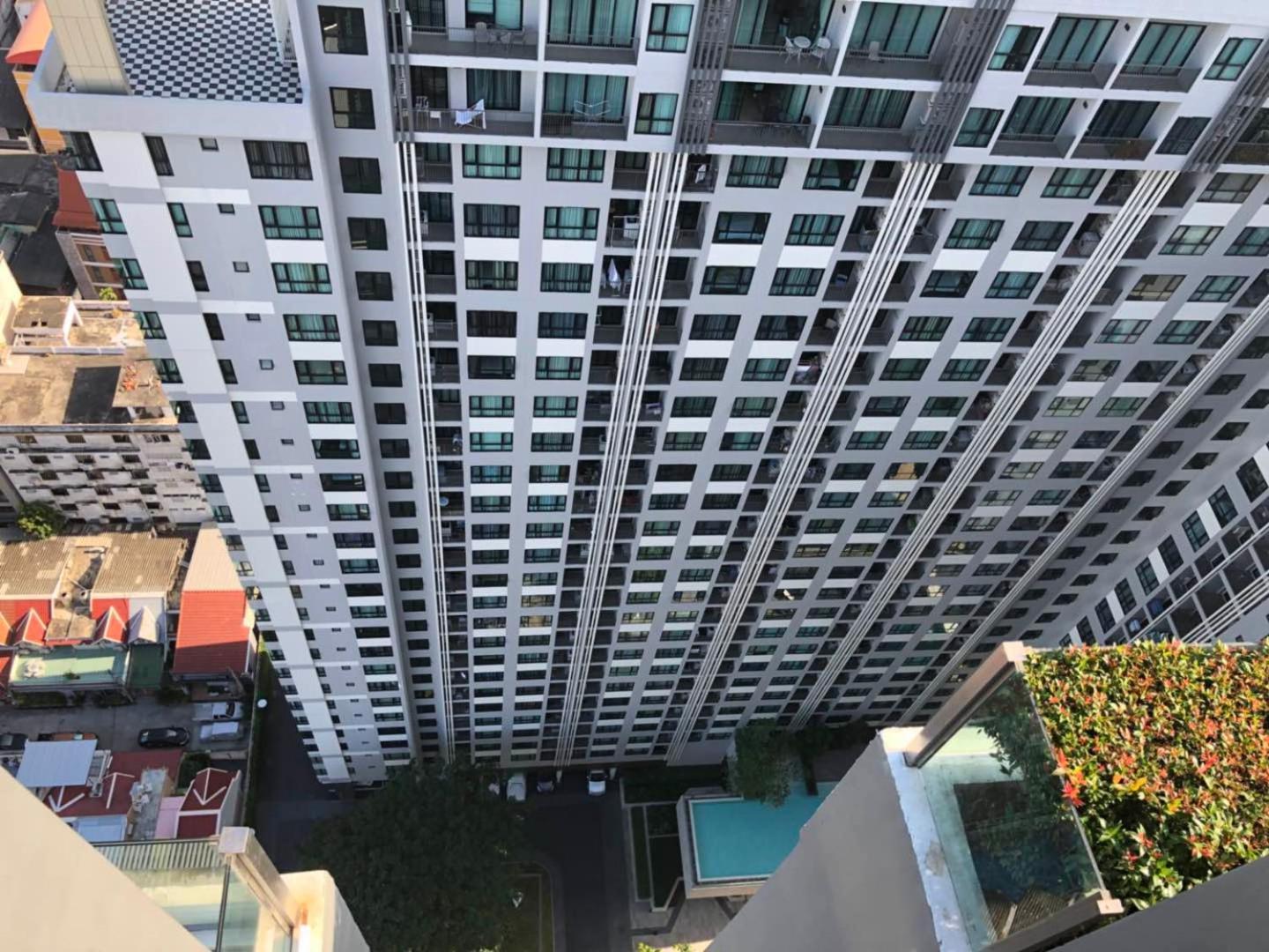 The Base Central Паттая Екстер'єр фото